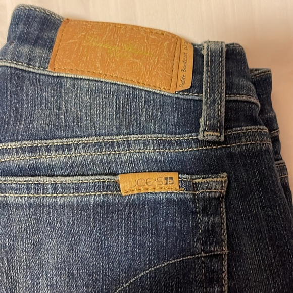 JOES WOMENS LAUREL JEANS. SZ 26 petite boot Cup. - Picture 2 of 6